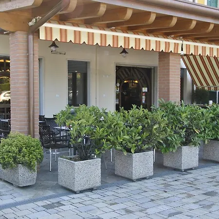 Francesca Bed & Breakfast 3*